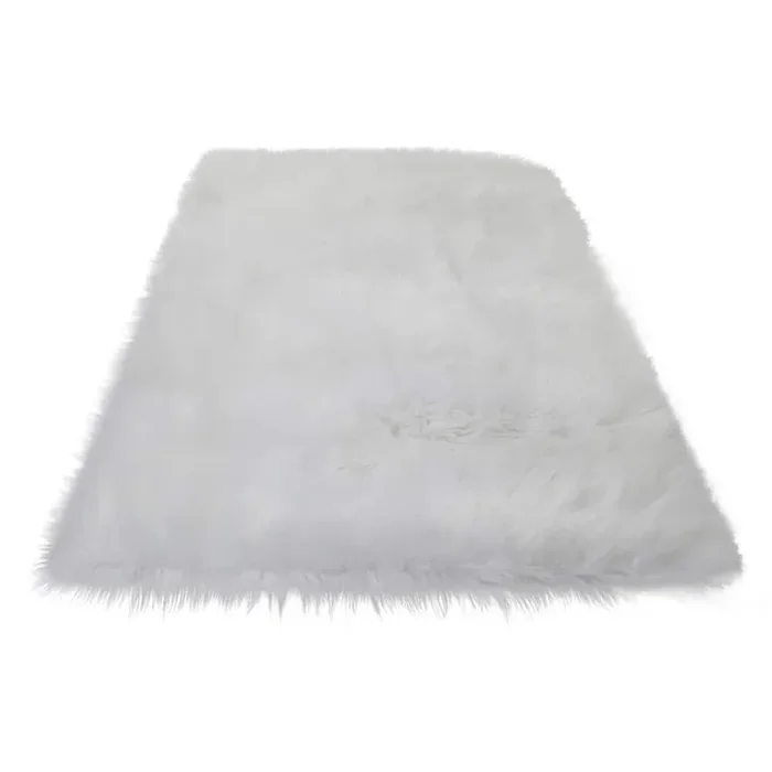 “Cozy Collection” 4×6 Ultra Soft White Fluffy Faux Fur Sheepskin Area Rug