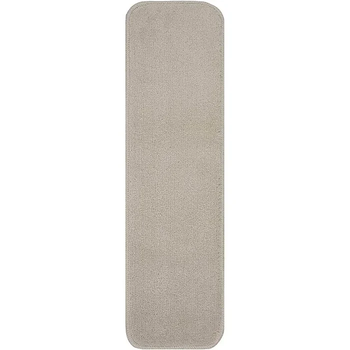 Trendy Collection Smoke White 8-1/2 in. x 30 in. Indoor Carpet Stair Treads Slip Resistant Backing (Set of 15)